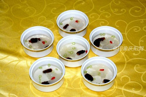 補(bǔ)腎壯陽、壯腰益精的慶陽子午菌牛髓湯