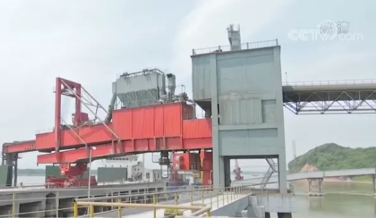 太瘋狂！水泥漲價(jià)幾輪，依舊排隊(duì)搶購......發(fā)生了什么？