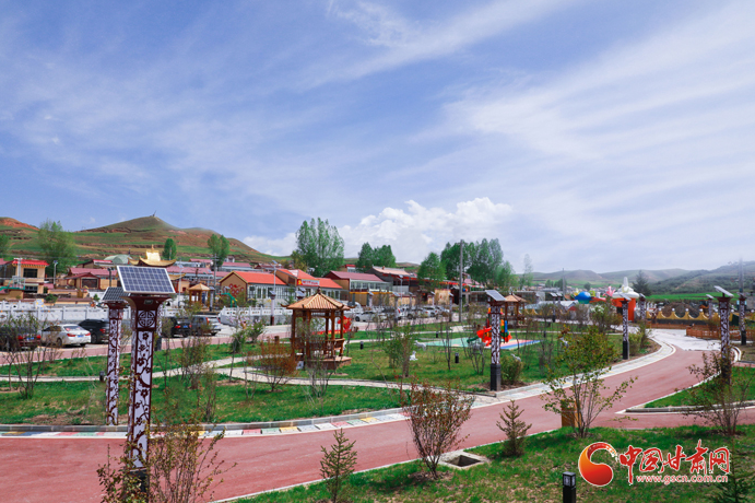 全國村莊清潔行動現(xiàn)場會觀摩團(tuán)走進(jìn)甘南 共鑒“環(huán)境革命”的“甘南經(jīng)驗”