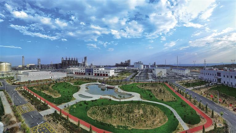 “推動蘭州石化公司高質(zhì)量發(fā)展地企聯(lián)動”系列報(bào)道綠色發(fā)展主題貫穿地企協(xié)同發(fā)展全過程